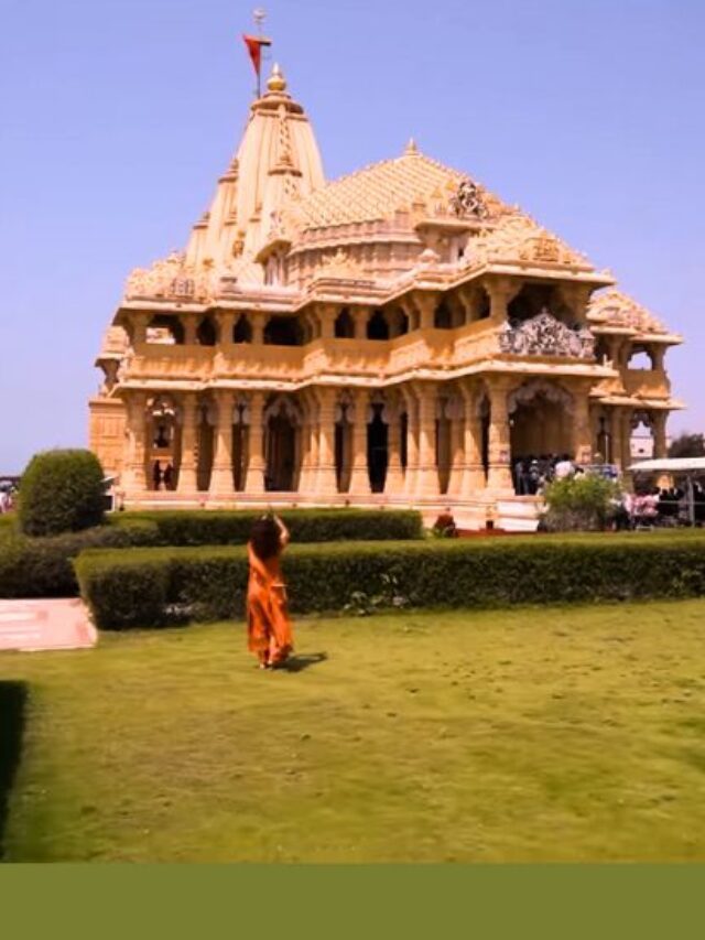 Top 10 famous temples in India